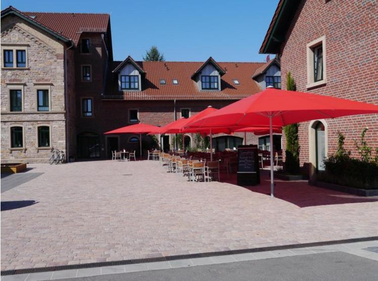 Sutter'S Landhaus Gensingen Exterior photo